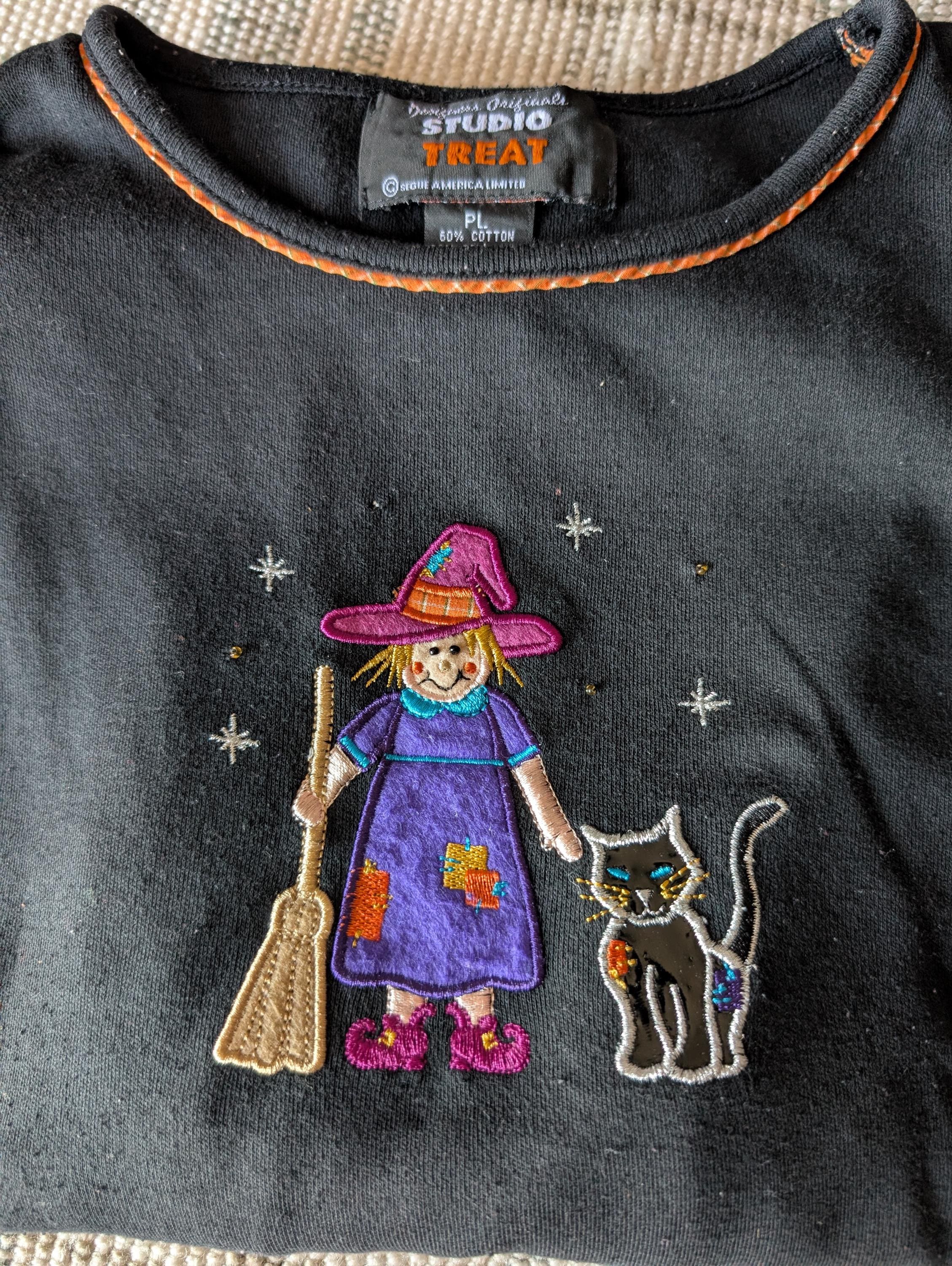Vintage Halloween Holiday Designer Originals Studio Treat Ladies Women's Clothing Witch & Cat